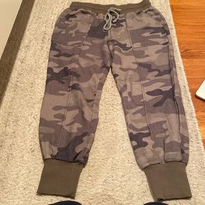 AFRM camo sweatpants